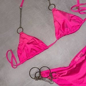 Beach Bunny Hot Pink bikini set w gold chains